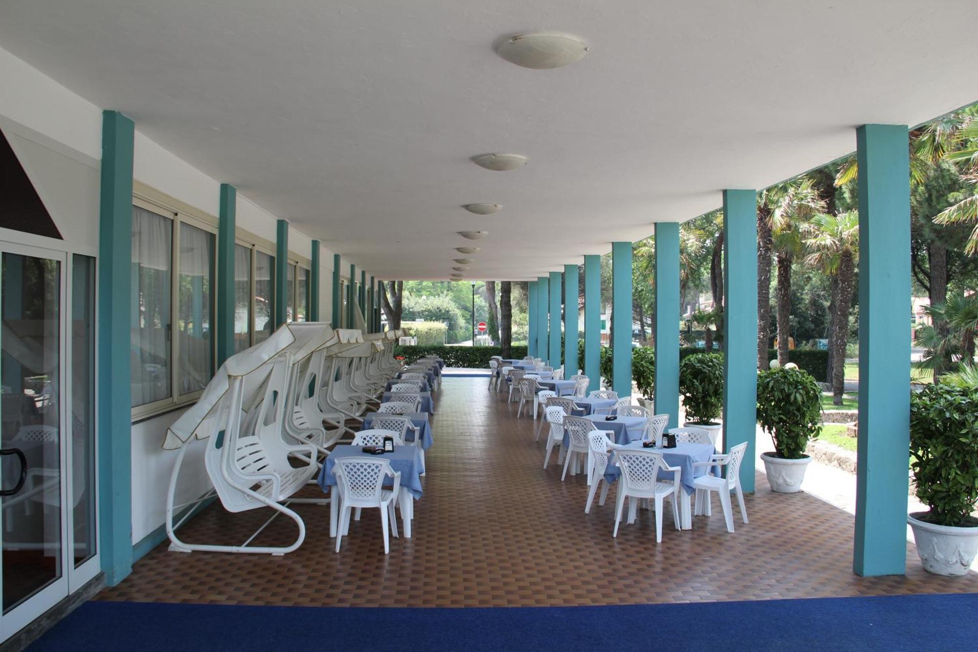 Hotel Palm Beach Lido di Jesolo Esterno foto