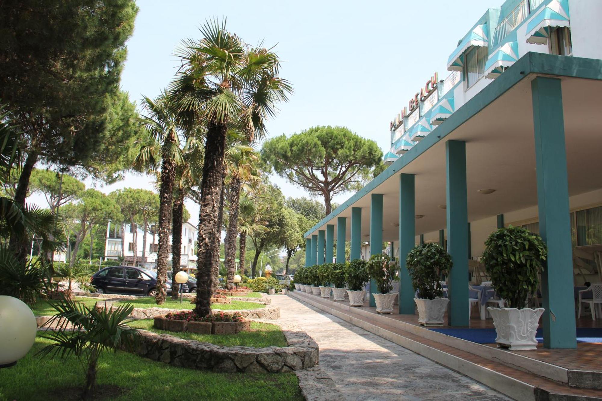 Hotel Palm Beach Lido di Jesolo Esterno foto