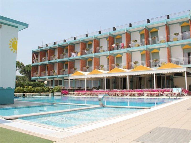 Hotel Palm Beach Lido di Jesolo Esterno foto