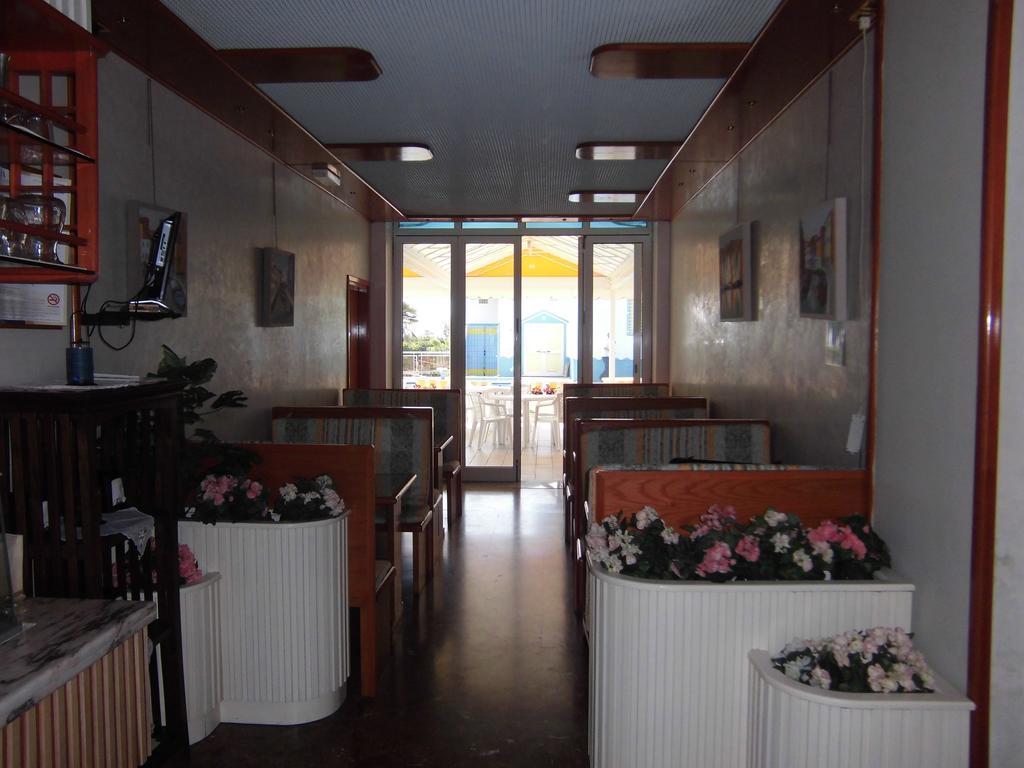 Hotel Palm Beach Lido di Jesolo Esterno foto