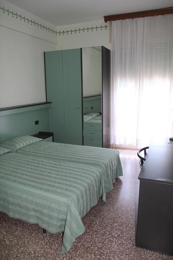 Hotel Palm Beach Lido di Jesolo Camera foto