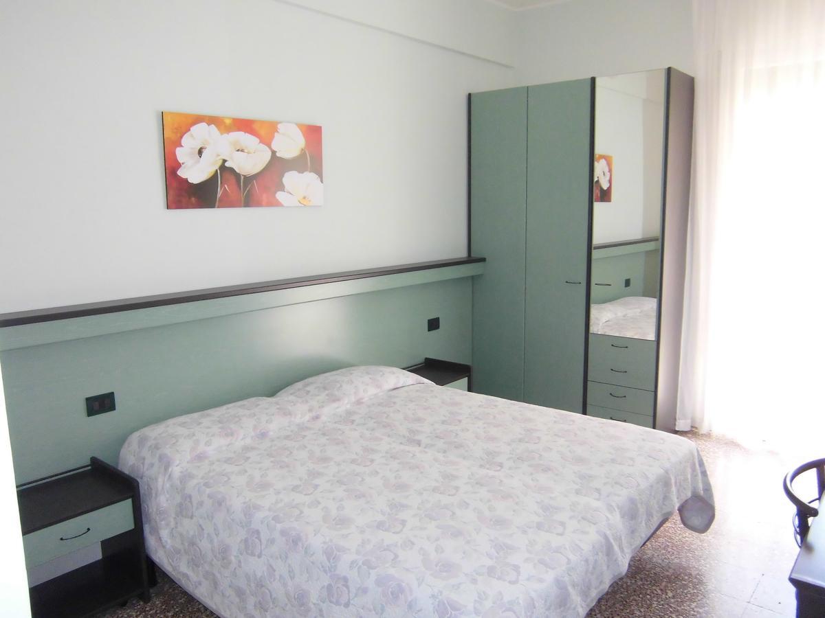 Hotel Palm Beach Lido di Jesolo Camera foto