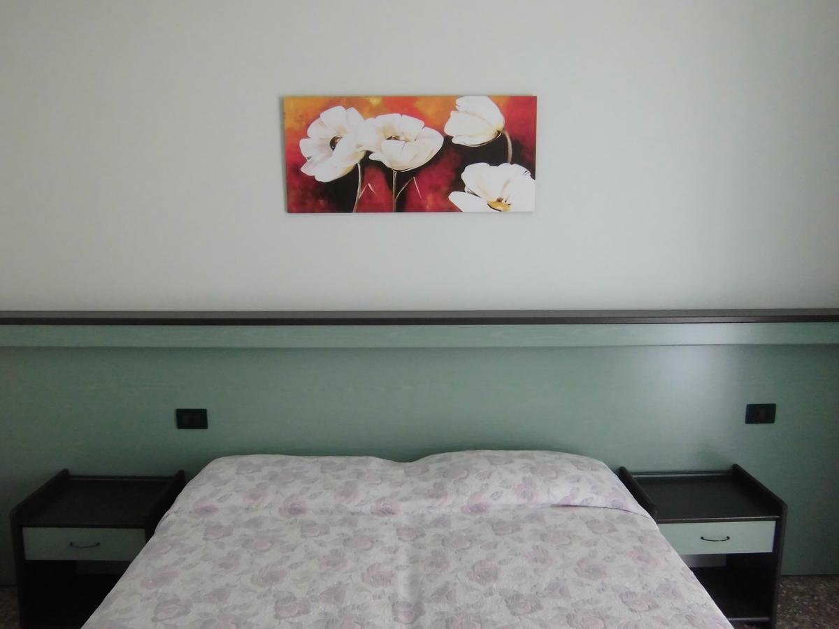 Hotel Palm Beach Lido di Jesolo Camera foto